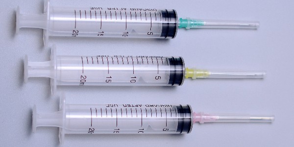 你知道配藥注射器與普通注射器的區(qū)別嗎？